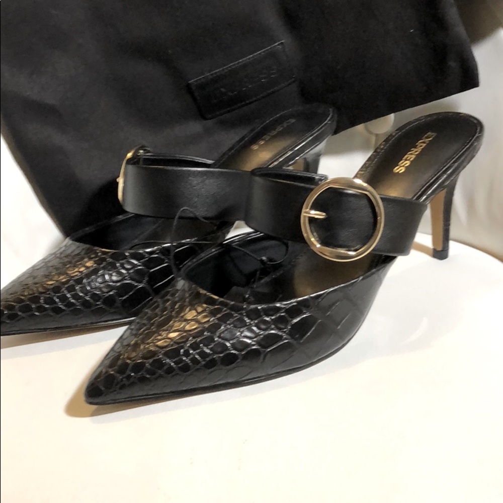 Express low heels